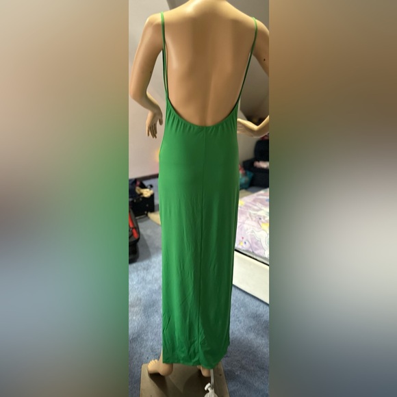 Step out in style with this elegant green dress. - Picture 2 of 3